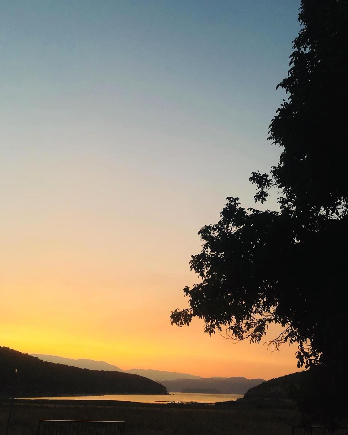 Χαγιάτι Otel Psarades Dış mekan fotoğraf